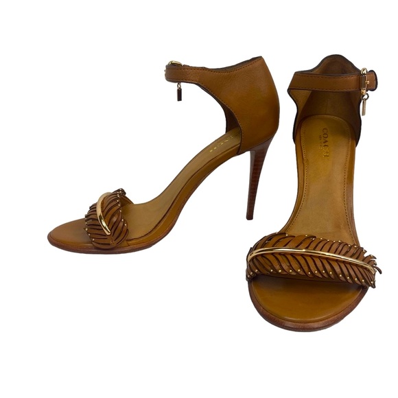 Coach Feather Leather Heels Women's Size 7B Gold hardware - Picture 3 of 16